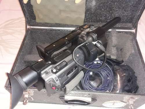 SONY PD170 3CCD VIDEO CAMERA