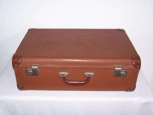 suitcase ... great condition !!!