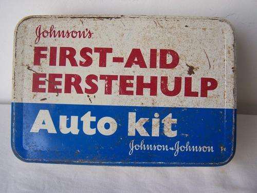 J&J first aid auto kit tin !!!
