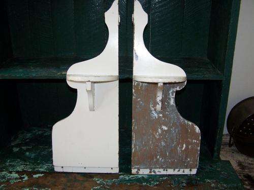dressing table parts...interesting wall decor !!!