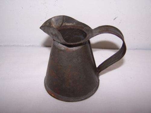 jug...tiny !!!
