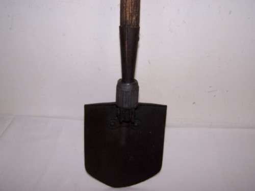 trench spade ... fascinating !!!