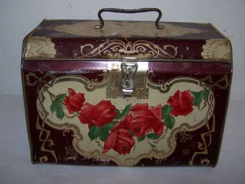 5 roses tin ... soooo cheerful !!!