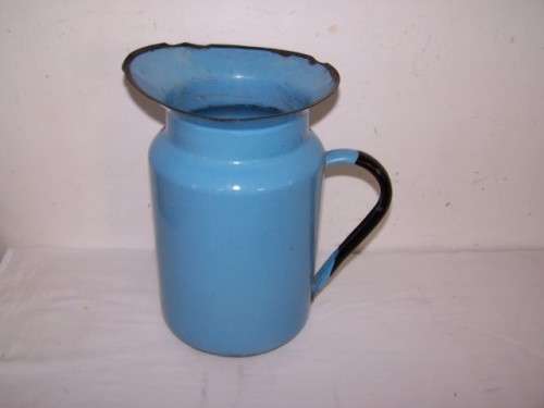 jug planter... glorious colour !!!
