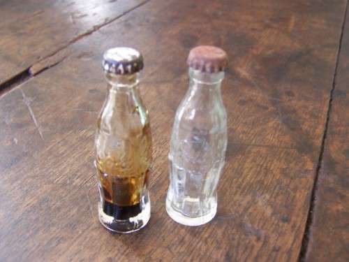 coke bottles ... teeny miniatures !!!