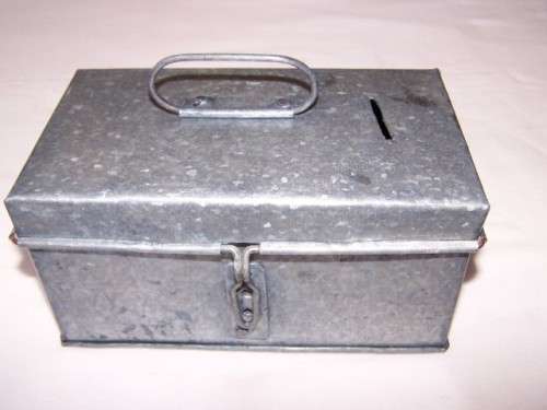 money box ... small !!!