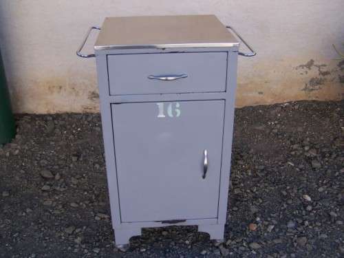cabinet ... great for beside the bed !!!