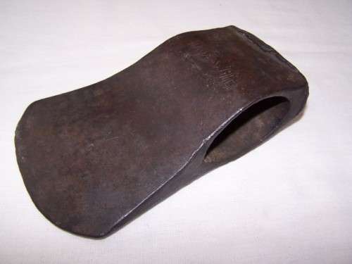 axe head ... always useful !!!