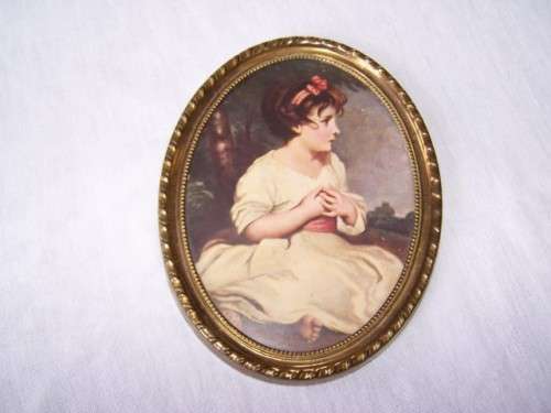 oval frame  ...  pretty !!!