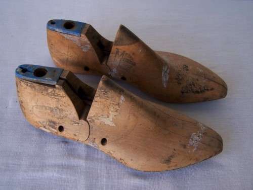 pair of shoe forms ... to have some fun with !!!