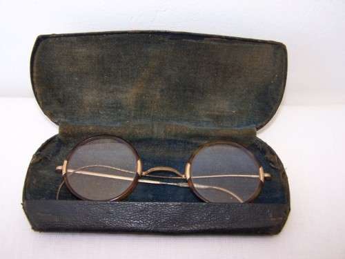 pair of glasses ... desk accessory !!!