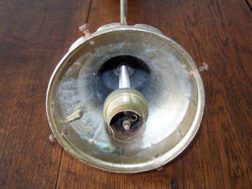 part  ... for a ceiling light !!!