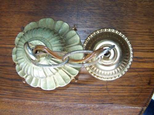 part  ... for a ceiling light !!!