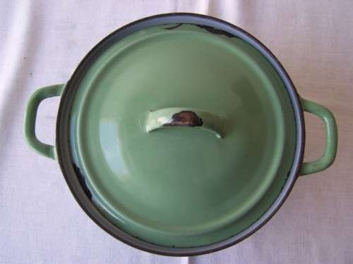 pot ... gorgeous green !!!