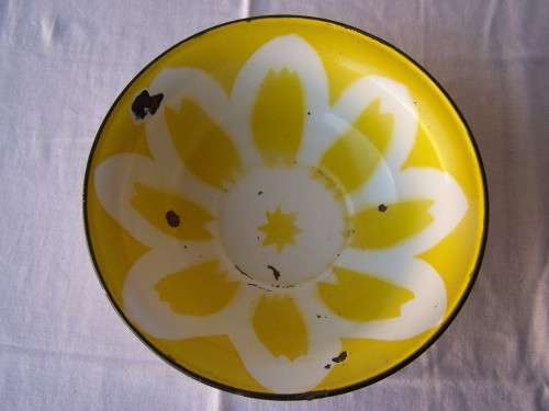 bowl ... bright and cheerful !!!