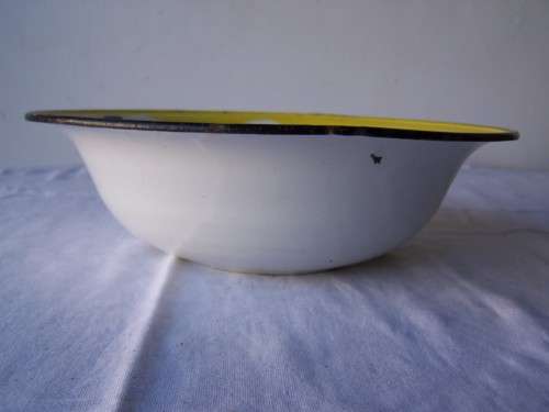 bowl ... bright and cheerful !!!