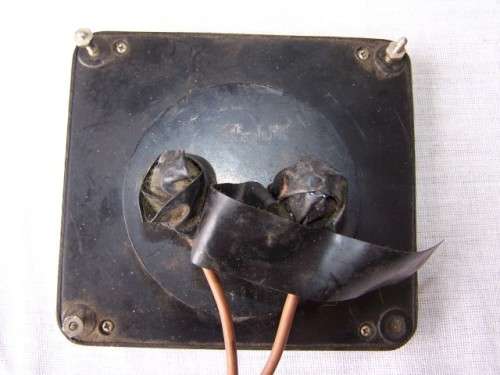 imperes AC ... bakelite !!!