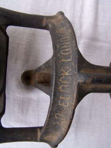 grinder ...  Lovelock No.4 !!!