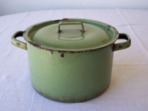 pot ...  funky colour !!!