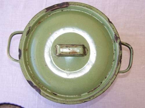pot ...  funky colour !!!