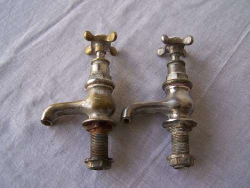 taps ... hot and cold!!!