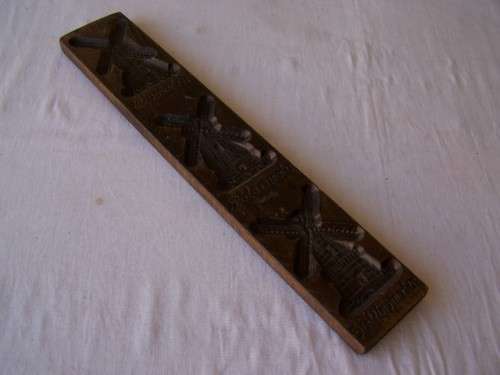 biscuit mold ... of wood !!!