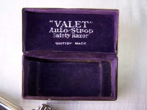razor ... grandly cased !!!