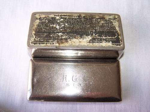 razor ... grandly cased !!!