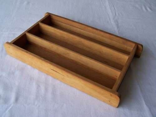 tray ... for cutlery !!!