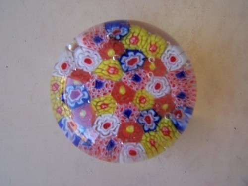paper-weight ... small and colourful millefiori !!!