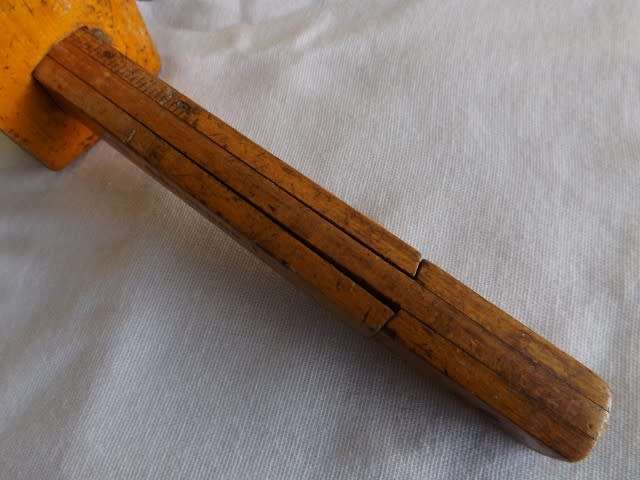 marking gauge ... great patina ... !!!