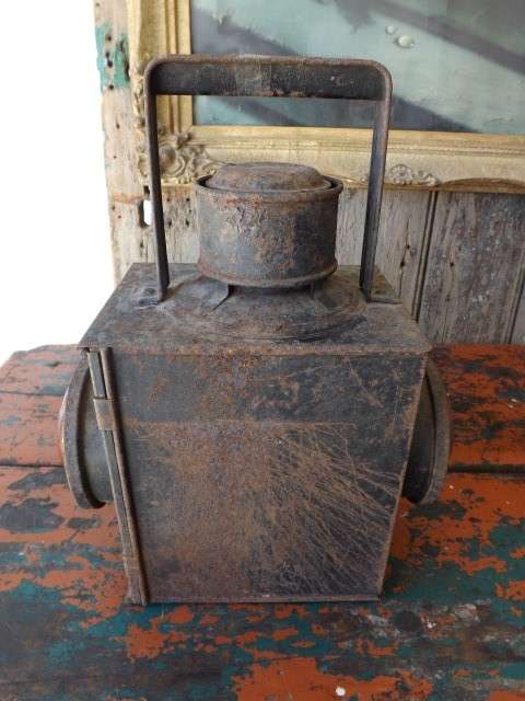 shell ... of a railway lamp !!!