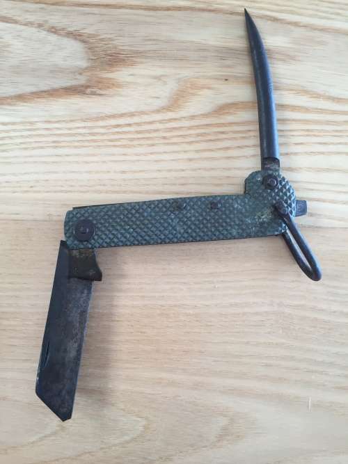 Rodgers Seaman's knife with marlin spike