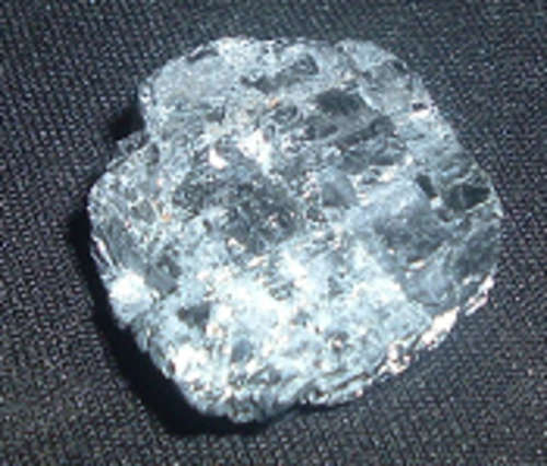 Galena good for pshycic protection, past live regression, very strong grounding stone