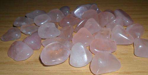 12  TUMBELED STONES ROSE QUARTZ TO ATTRACT LOVE AND FOR UNCONDITIONAL LOVE