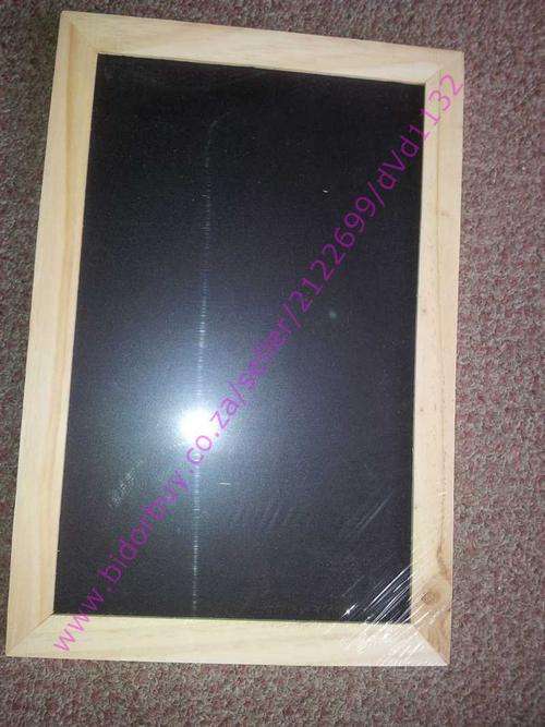 Chalk Notice Board with Pine Frame (30cm x 20cm)