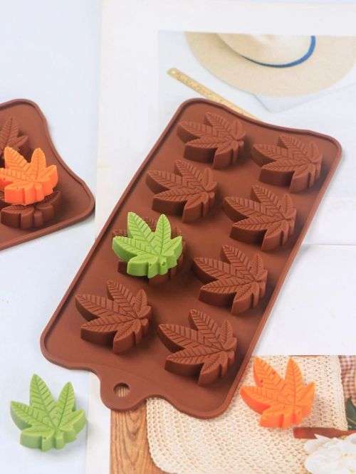 Cannabis Leaf Silicone Candy Ice Tray Mould (In Stock)