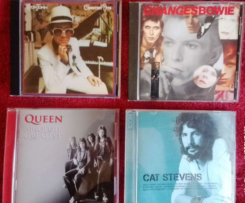 Elton John, David Bowie, Queen, Cat Stevens, 4 Greatest Hits CDs