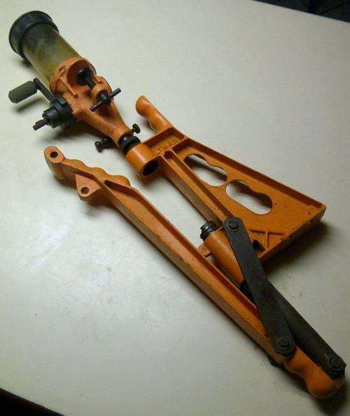 Reloading Equipment : Lee Single Action Press