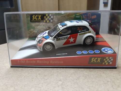 SCX Ford Fiesta Rally JWRC with head lights - NEW