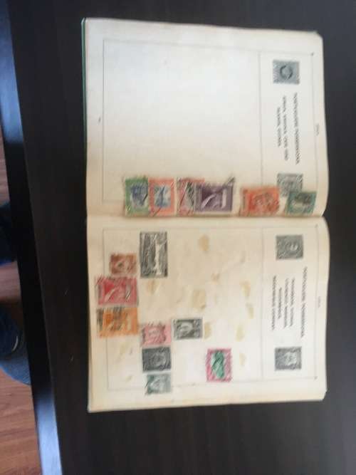 Mercury Album wirh aprox. 300 stamps
