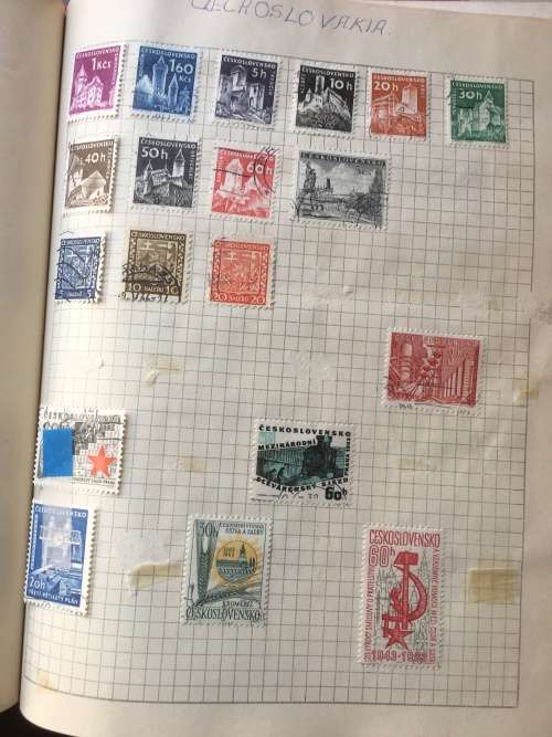 Old Stanley Gibons Swift sure album with approx 1500 stamps
