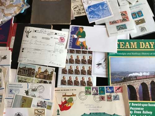 Box lot with random odds and ends R1 Start