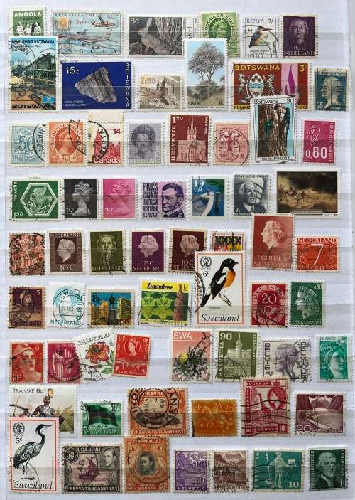 Approx 1000 different used stamps
