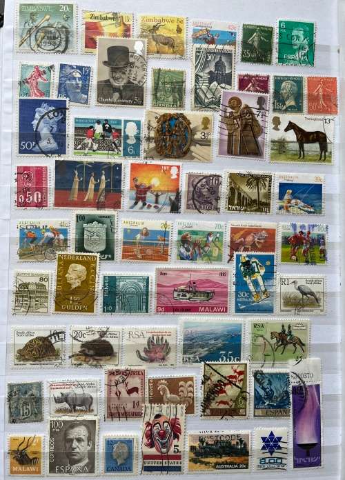 Approx 1000 different used stamps