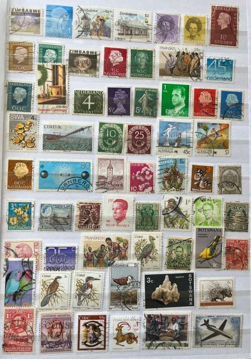 Approx 1000 different used stamps
