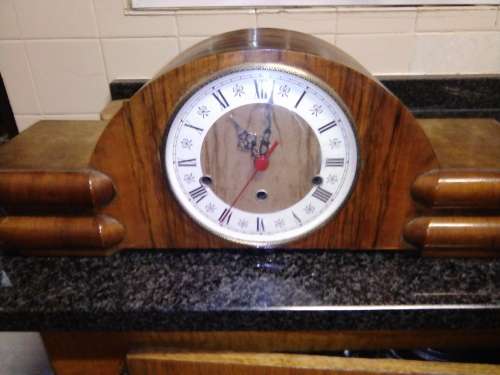 Mantel Clock
