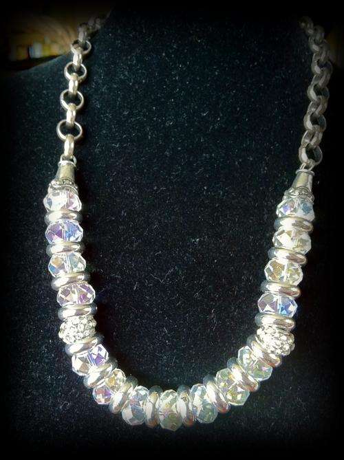 NEW!!! TIBETAN SILVER CRYSTALS & DIAMANTE BEADS NECKLACE