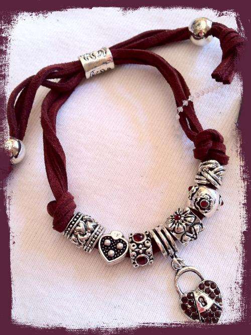MAROON LEATHER STRAP PARDORA BEADS BRACELET ADJUSTABLE