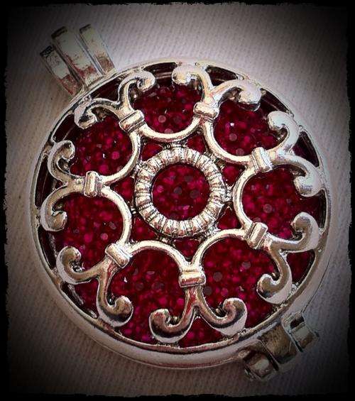 STUNNING TIBETAN SILVER LOCKET TIPE RED PENDANT